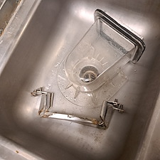 Superior-Ice-Machine-Preventative-Maintenance-at-4R-BBQ-in-Tallahassee 5